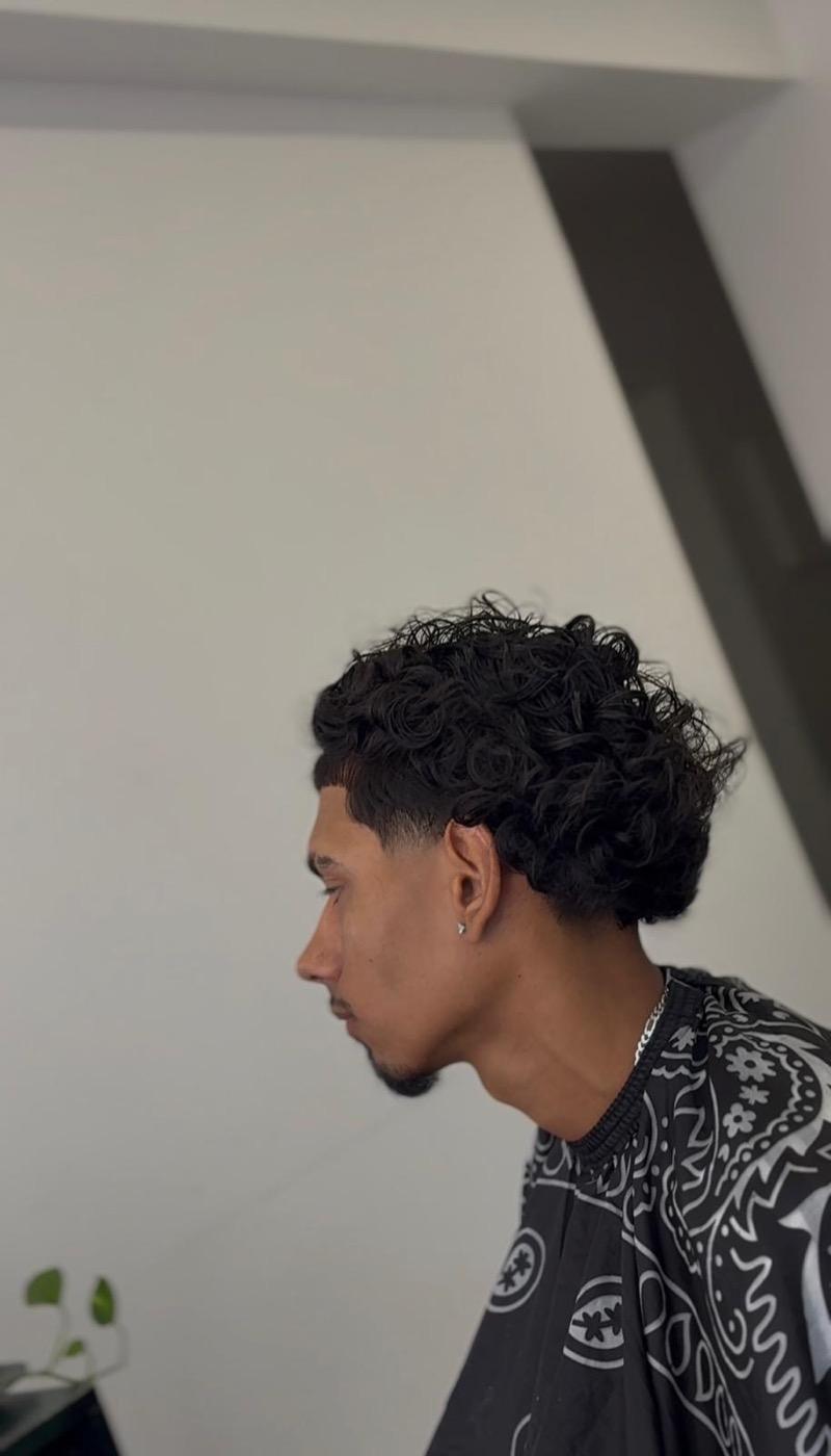 Degradê em cabelo encaracolado